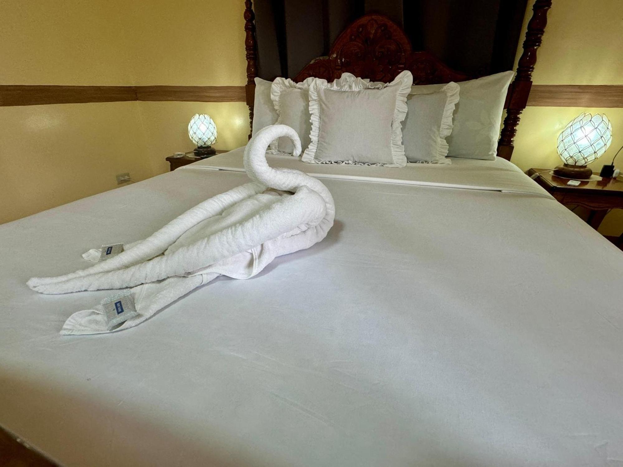 Ocean Breeze Inn Manoc-Manoc Zewnętrze zdjęcie