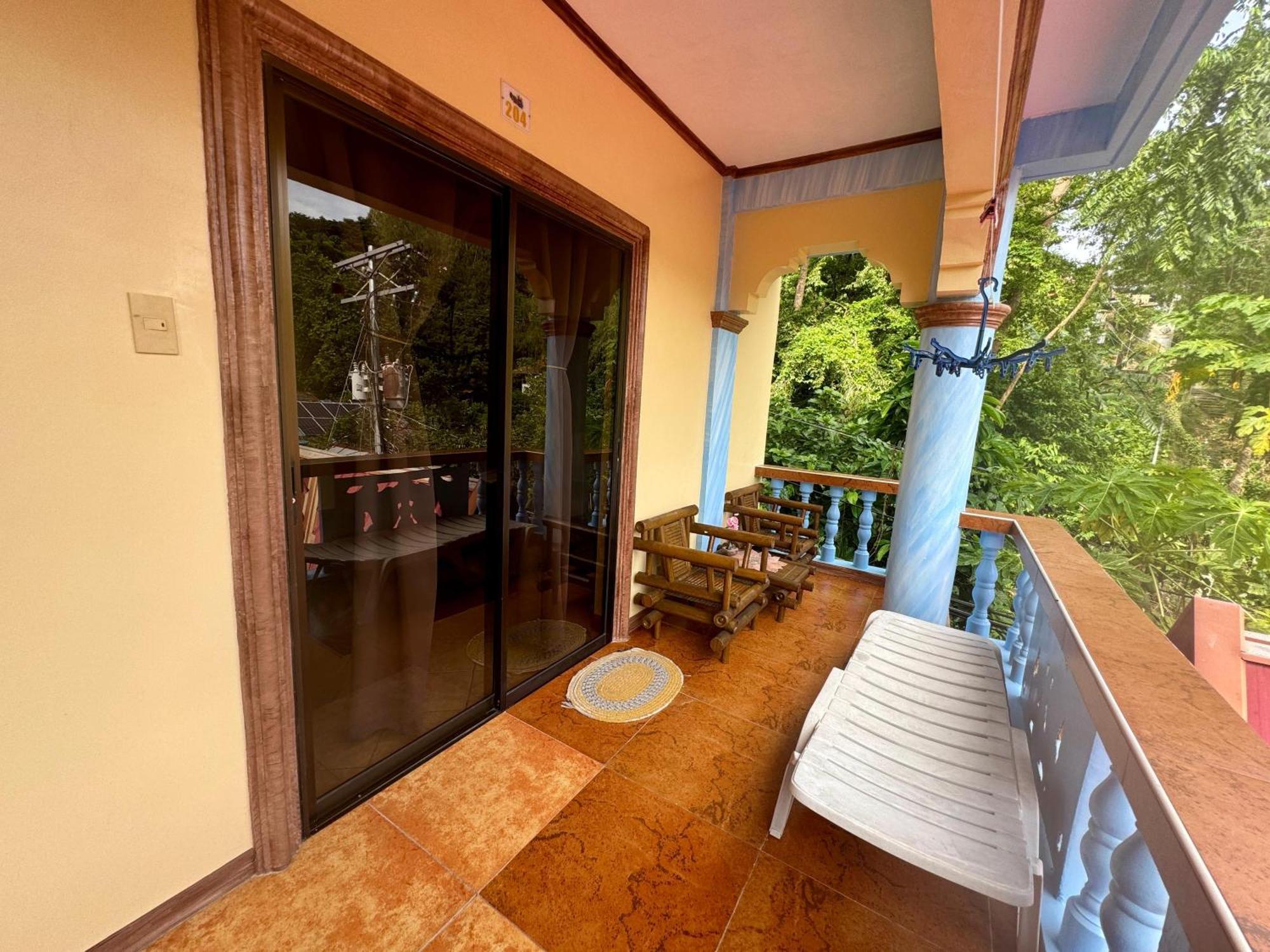 Ocean Breeze Inn Manoc-Manoc Zewnętrze zdjęcie