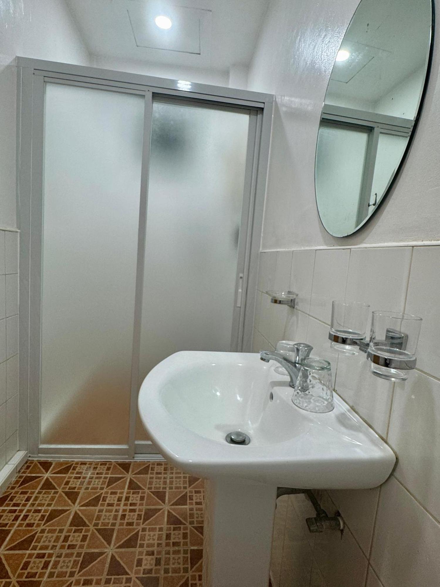 Ocean Breeze Inn Manoc-Manoc Zewnętrze zdjęcie